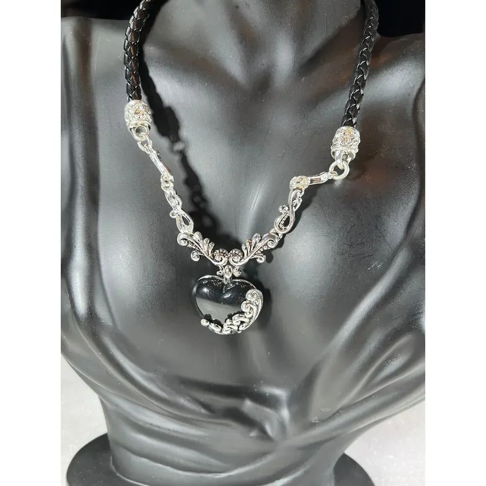 Retro Black Dark Witchy Goth Dark Heart Scroll Necklace Set Deadstock NEW NWT
